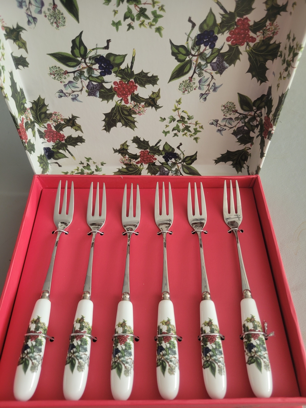 Portmeirion Holiday Holly Dessert Forks - White, Green, Red